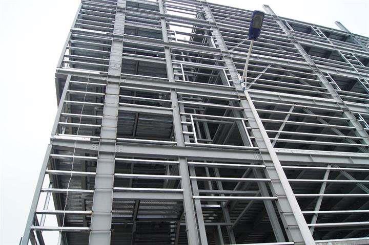 天门高层钢结构的支撑布置与构造需要符合哪些规范